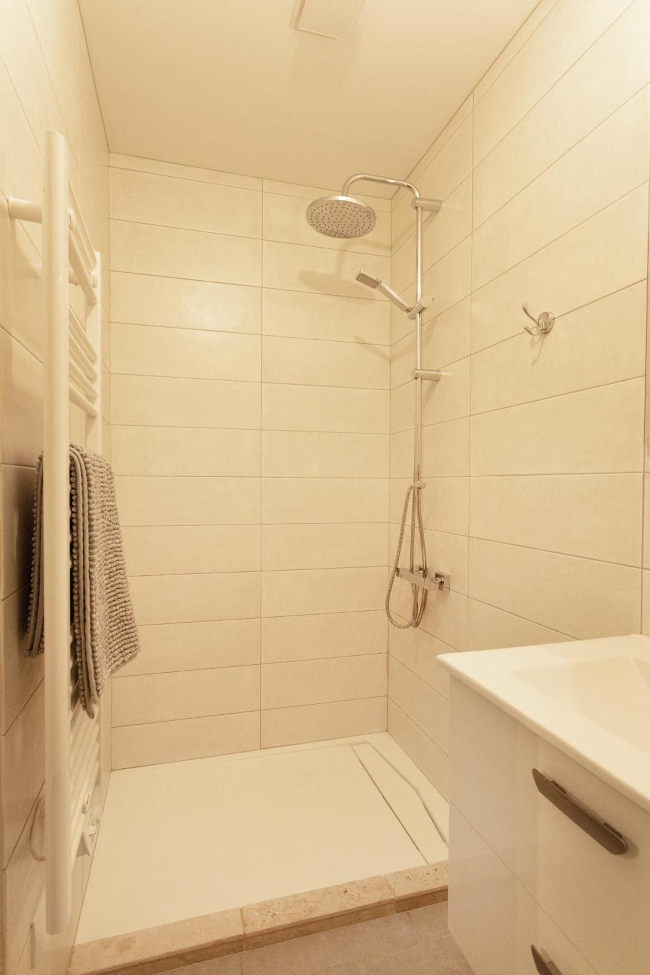 Logement Equipe Saint-Paul-de-Varax Екстериор снимка